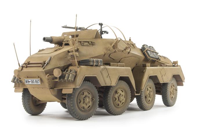 1/35 AFV Club PANZERFUNKWAGEN SD.KFZ.233 8-RAD with 7.5cm GUN