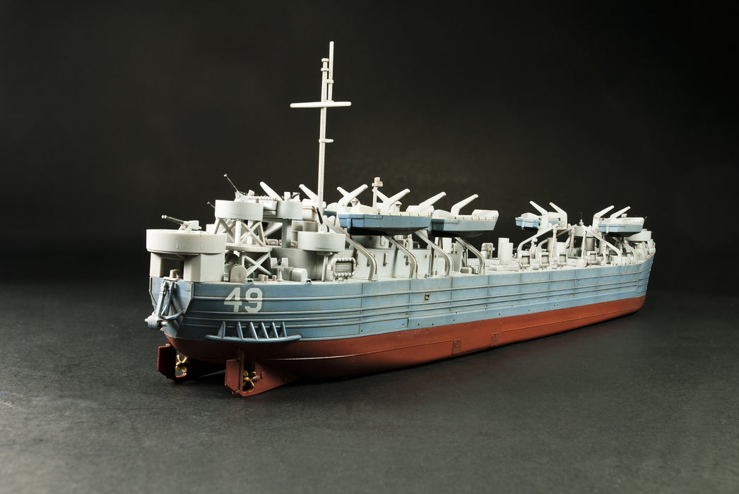 1/350 AFV Club US NAVY TYPE 2 LSTs LST-1 CLASS