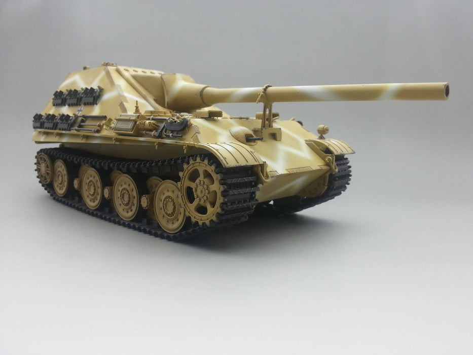 Amusing Hobby 35A011 1/35 Jagdpanther II