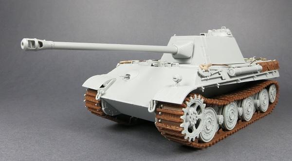 Amusing Hobby 35A012 1/35 Panther II Prototype Design