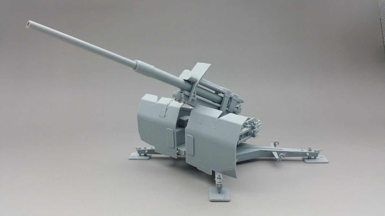 Amusing Hobby 35A024 1/35 German 88mm L71 Flak41