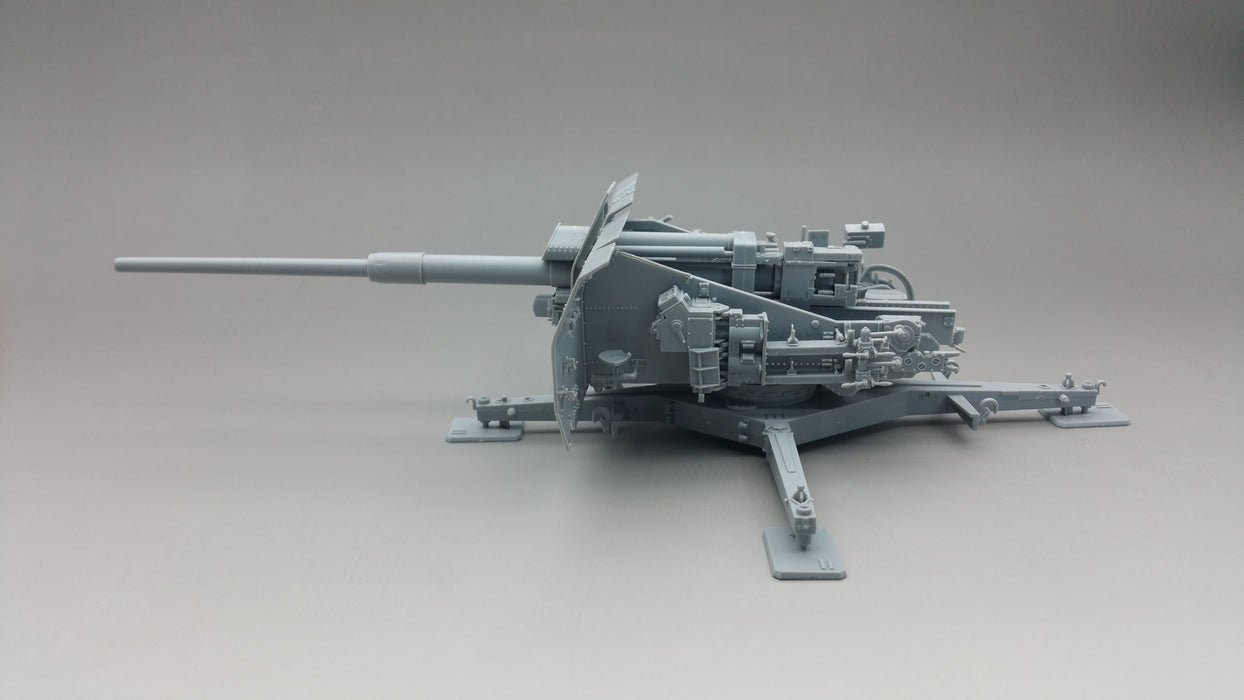 Amusing Hobby 35A024 1/35 German 88mm L71 Flak41